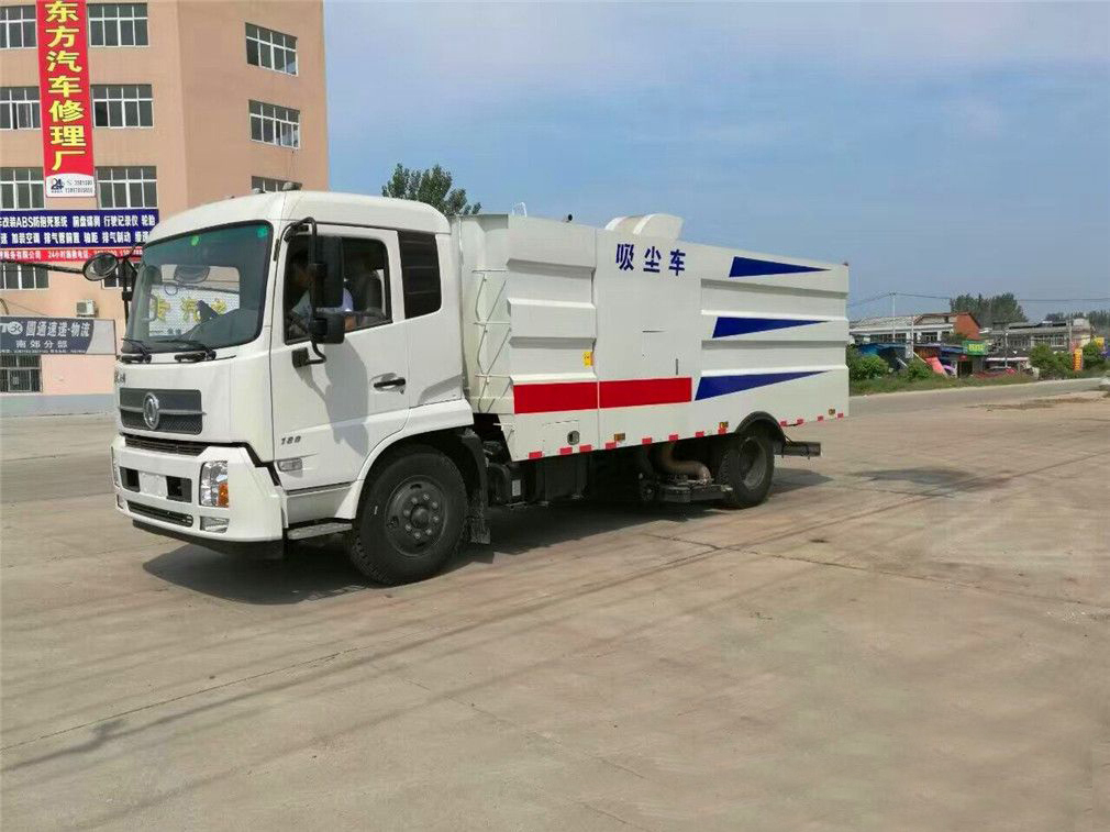 2方水 8方塵東風(fēng)天錦 吸塵車 2方水 8方塵東風(fēng)天錦 吸塵車