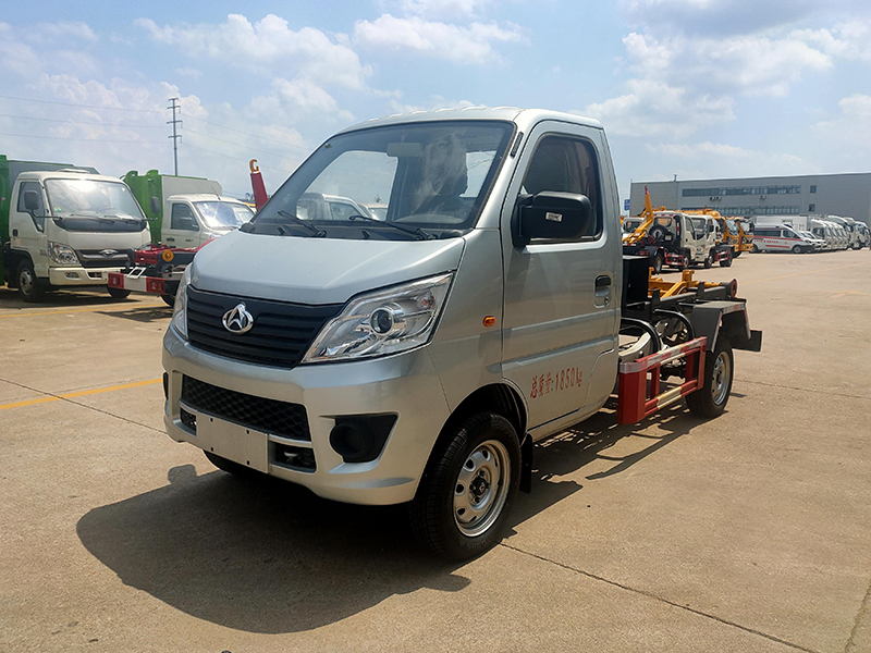 長安2750勾臂垃圾車 長安2750勾臂垃圾車