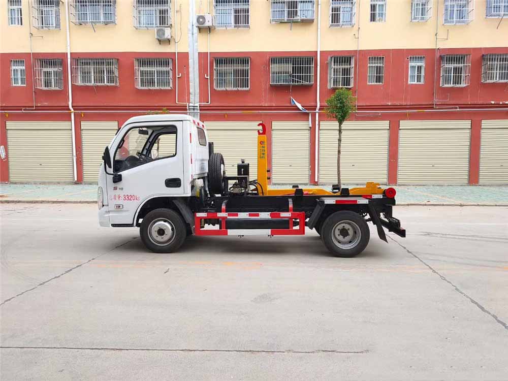國六3方 藍牌躍進 勾臂垃圾車 國六3方 藍牌躍進 勾臂垃圾車